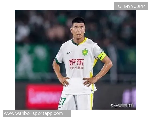 国安新内援今晚抵达北京王刚续约一年助力球队发展